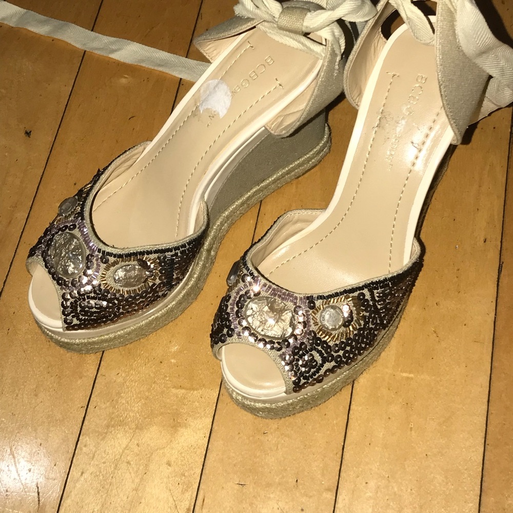 🔥BCBG Wedge Sandals🔥